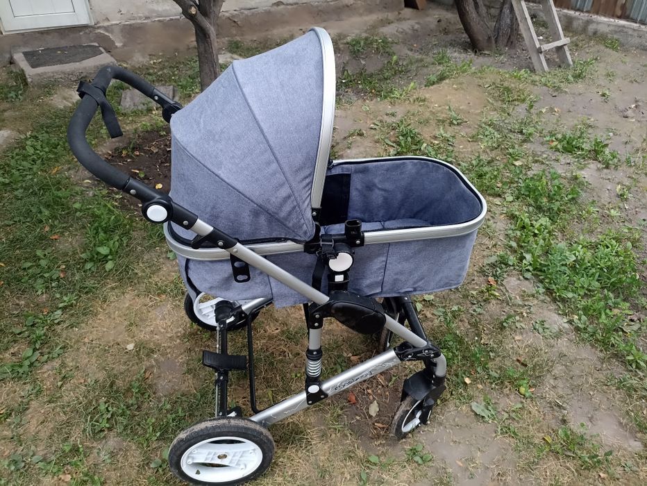 Коляска для ребенка