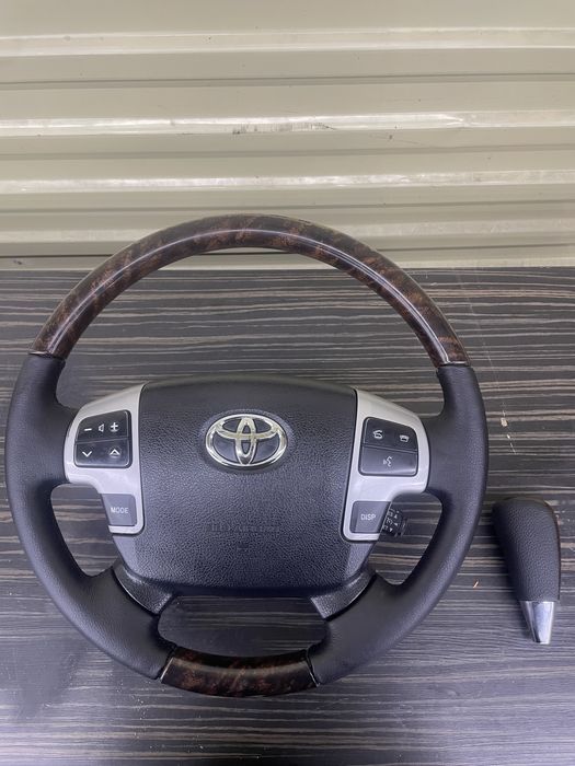 Перетяжка оплетка руля авто