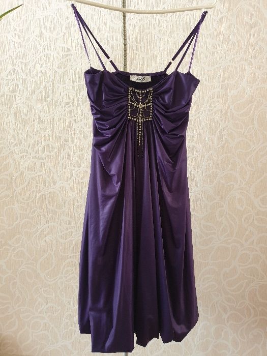 Платье коктейльное