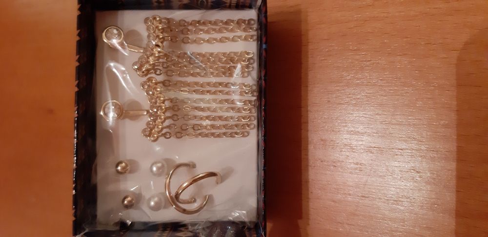 Комплект бижута Avon Maxima и комплект обици Boho mix