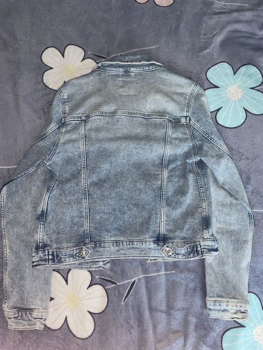 Jachetă de blugi
