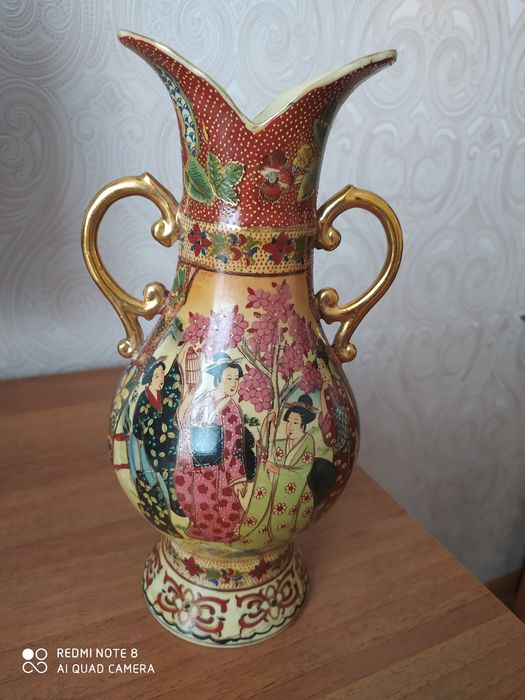 Керамическая ваза