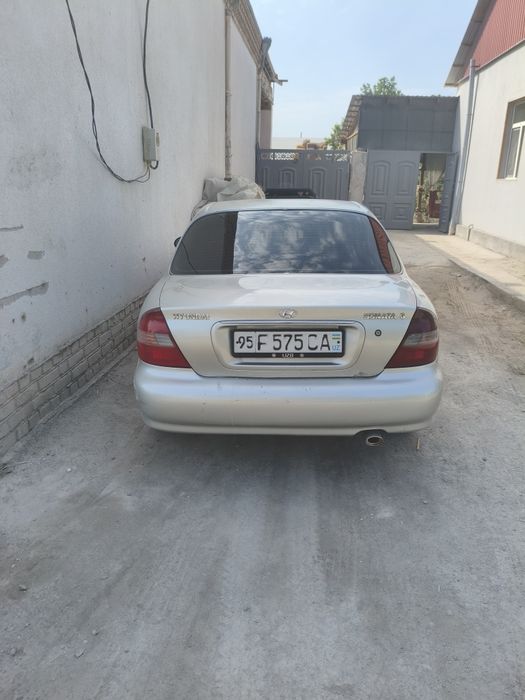 Hyundai sanata 3 1996