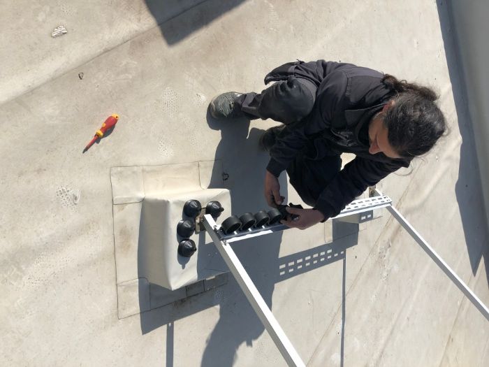 Продава вакумно тръбни колектори за топла вода