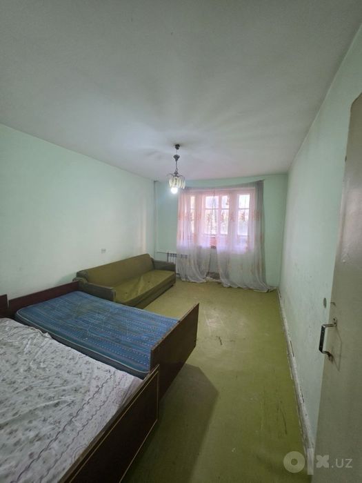 Продается 2 ком. Квартира площадью 50 кв.м. В Саттепо ор. 24 школа