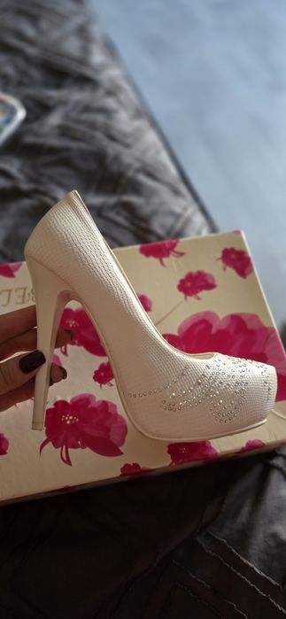 Свадебные туфли 33р и 34 р