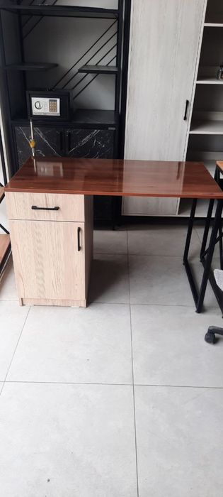 РассрочкаРабочий стол иш столи Лофт стол офис учун стол Замонавий стол