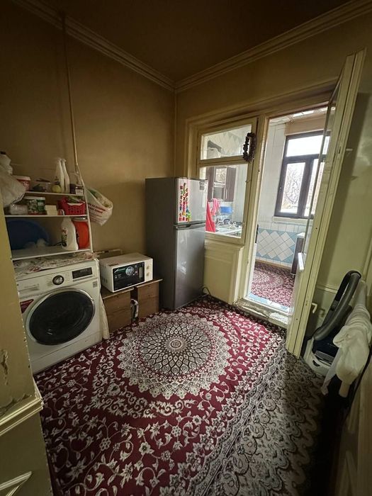 Юнусабад 16. 3/2/5. 2/6 балкон