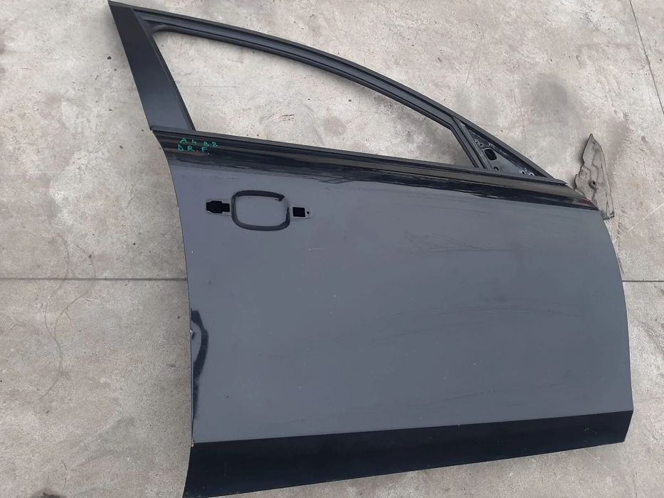 usa portiera dreapta  fata audi a4 b8  berlina