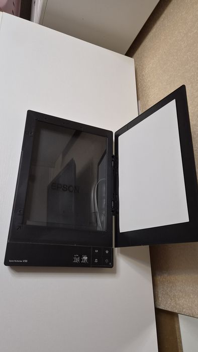 Продам сканер Epson
