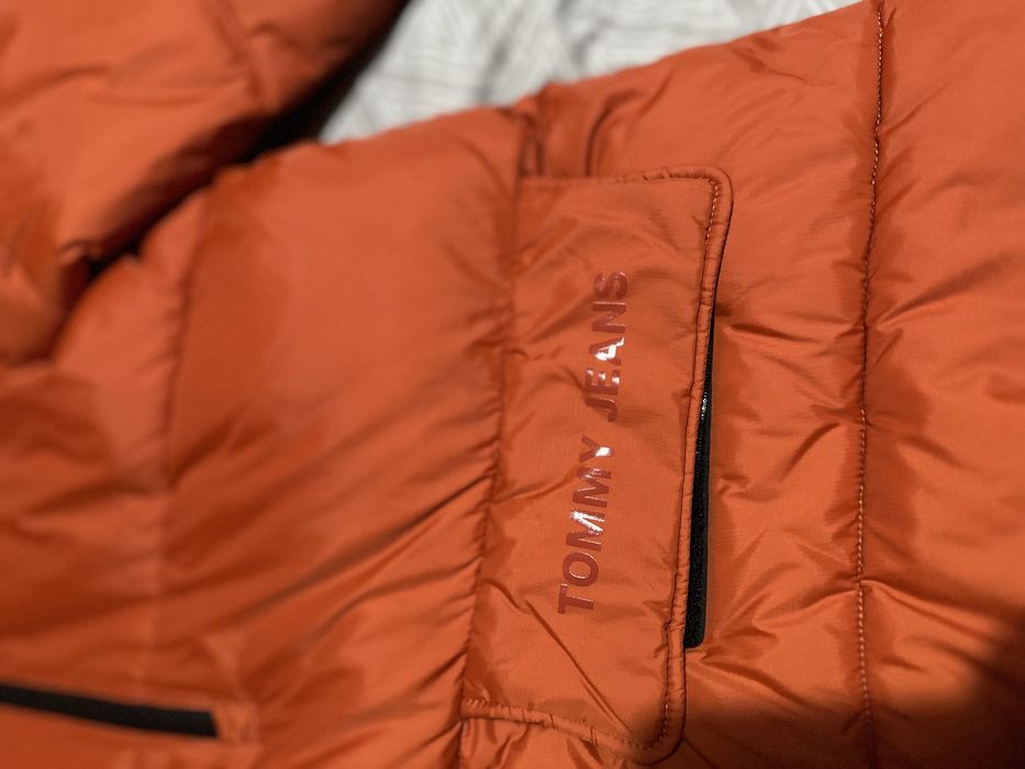 Tommy Jeans asymmetric zip hooded puffer jacket