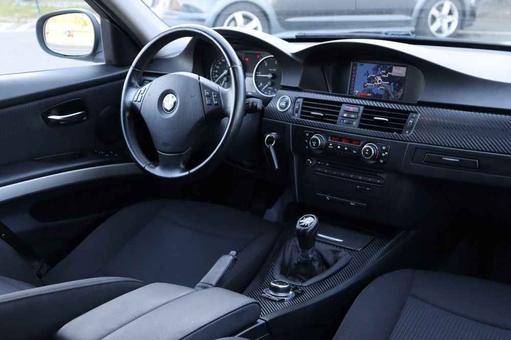 BMW Seria 3 2010 — imagine 5
