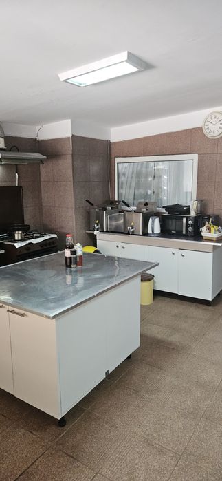 Cazare Casa de  inchiriat 8  9 persoane central cernavoda 6 camere   30 ron de persoana