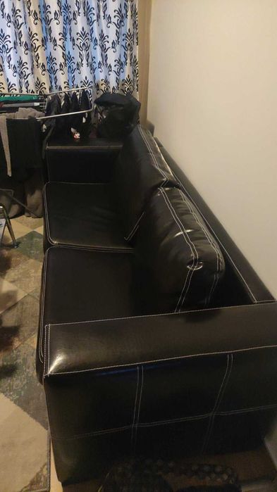 Кожен диван двойка !