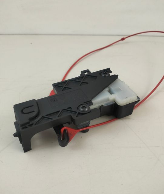 Motoras Rezervor  a2048200072 Mercedes-Benz E-Class W212