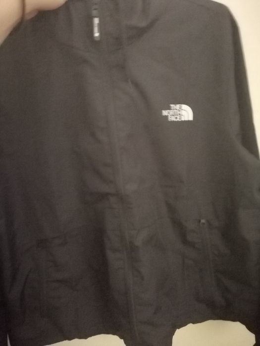 Дамско черно ново пролетно, есенно яке The North Face размер L . 
Благ