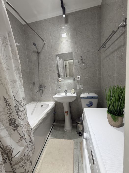 Своя 1в2/6/9 Махтумкули ул новостройка