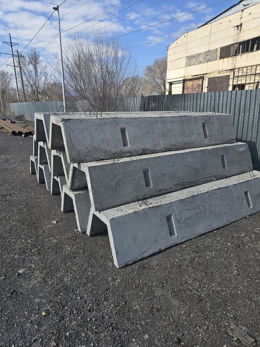 Продам Лотки дренажные