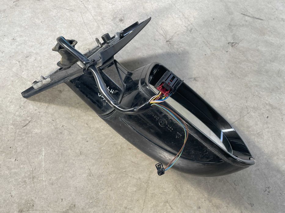 Oglinda dreapta cu rabatare electrica si side assist Audi A8 4H