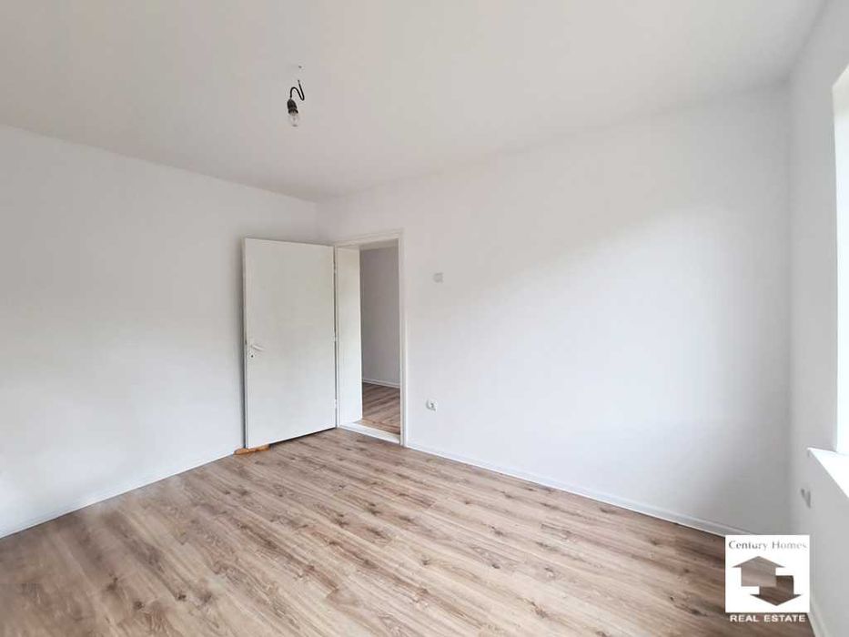 140023  Kъща с ремонтиран втори етаж, на 35 км от Велико Търново