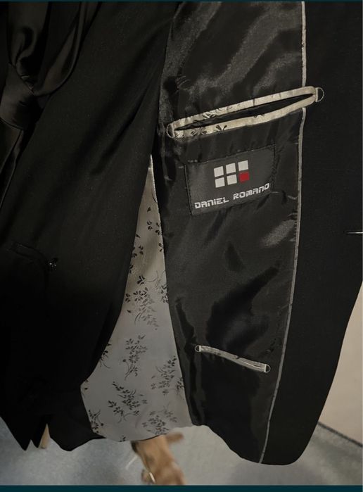 Мъжки костюм плюс риза