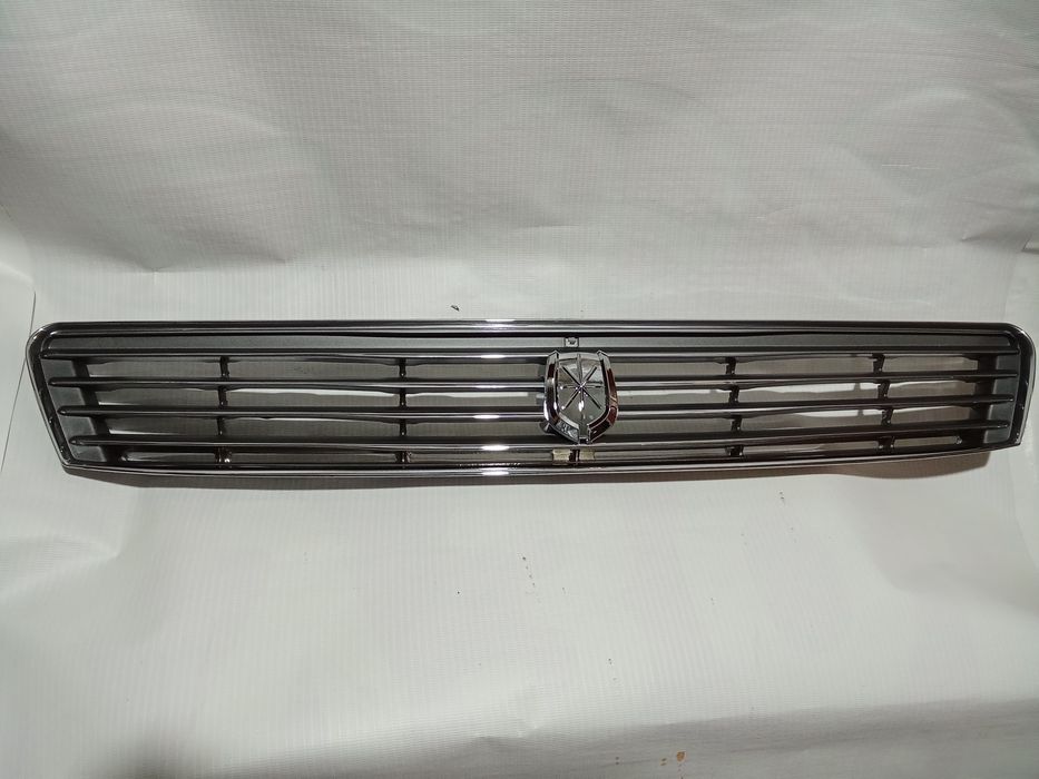 Тойота Марк 2 -90 решетка радиатора