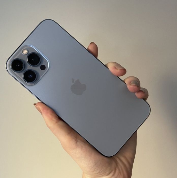 Продам айфон 13 про