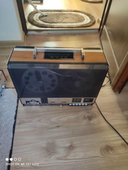 Магнетофон Unitra