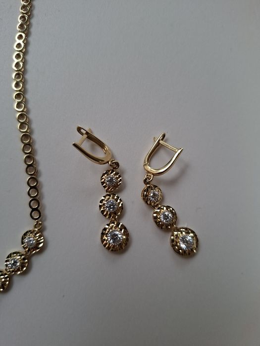 Tilla nabor sotiladi Золотой комплект