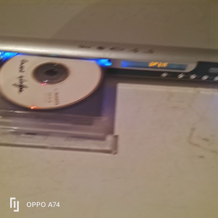 Дивиди проигрыватель