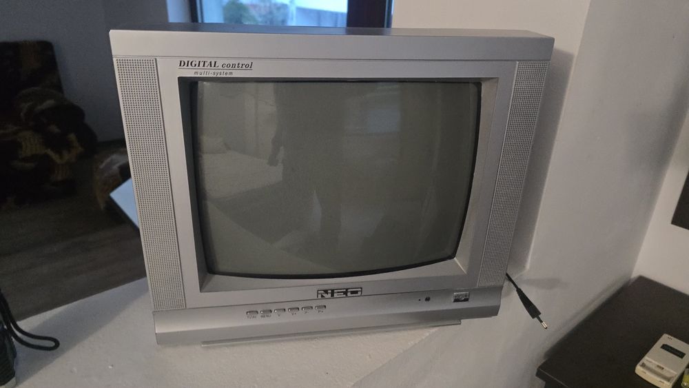 Продавам няколко телевизора Panasonic