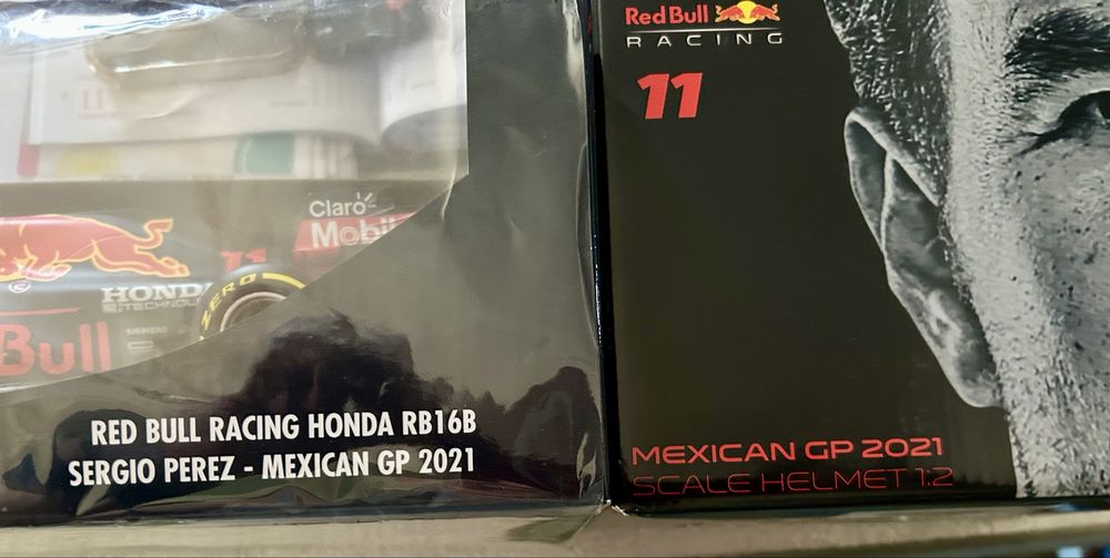 Macheta formula 1 f1 1/18 Casca F1 1/2 Red Bull Honda Minichamps SCHUBERTH