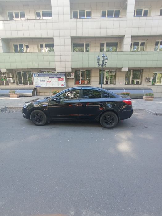 Продам авто чанган еадо 2014