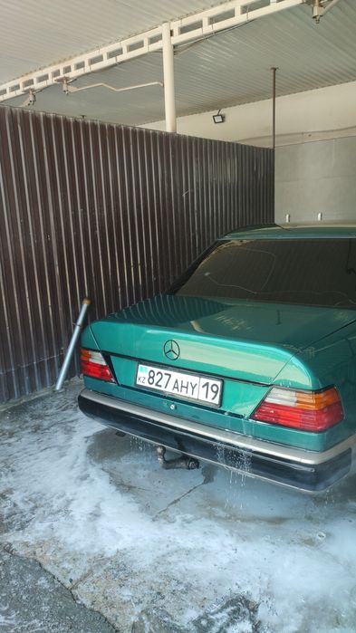 Продам Мерседес 124