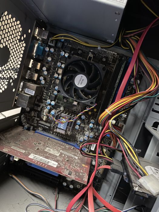 Reparati/instalari windows/programe/curatare/Construire pc sau uprgade