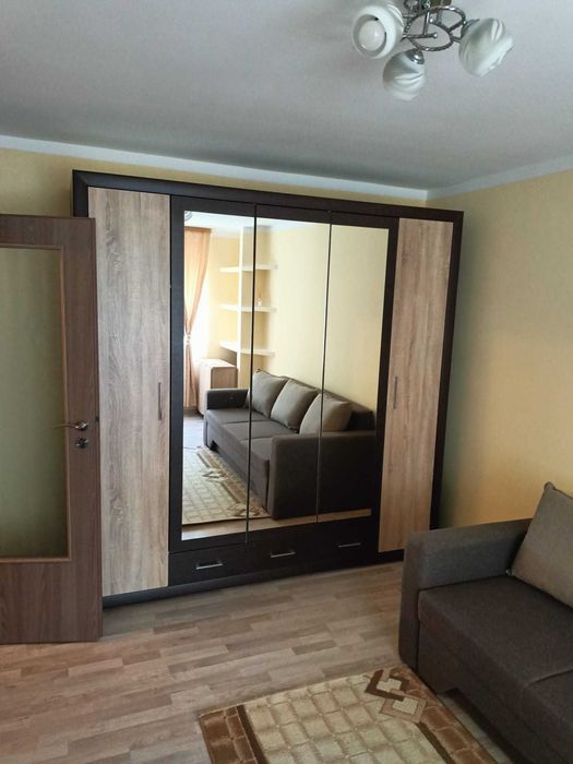 Apartament de închiriat