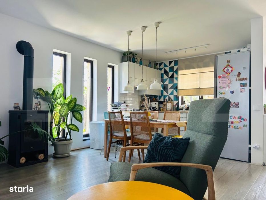 Casa de vanzare, 107 mp, teren 350 mp, zona Carcea