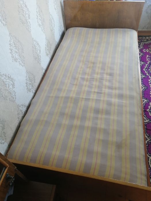 Продам кровать 1,5 ка для дачи