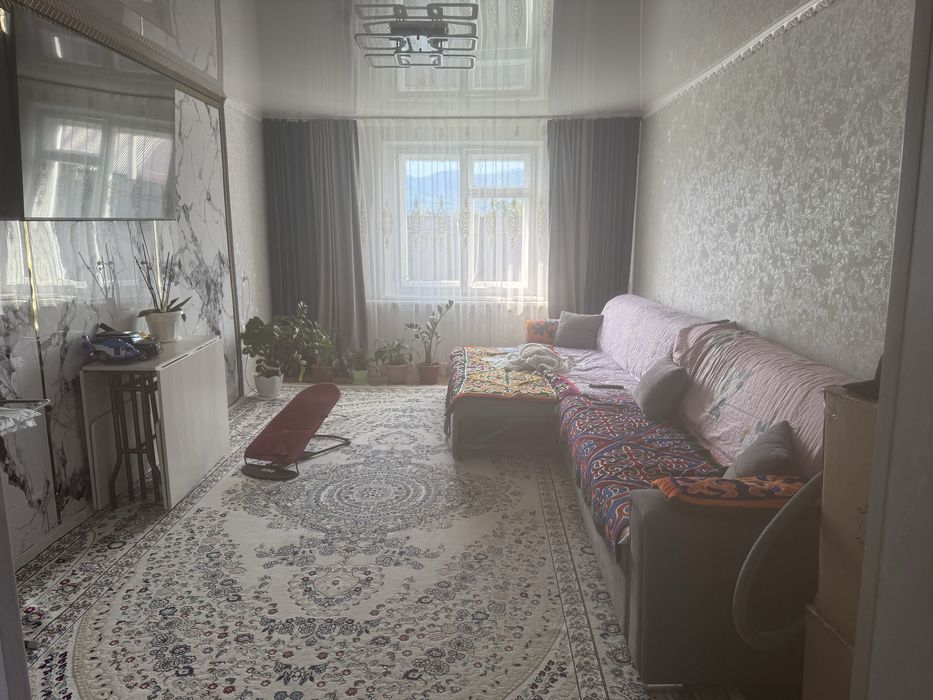 Продам дом на 6 районе