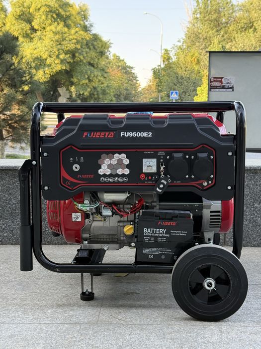 Generator FUJJETA 9.5 220V GAZ BEZIN