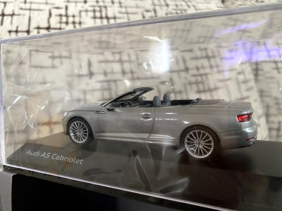 AUDI A5 CABRIOLET macheta auto scara 1:43 SPARk dealer edition