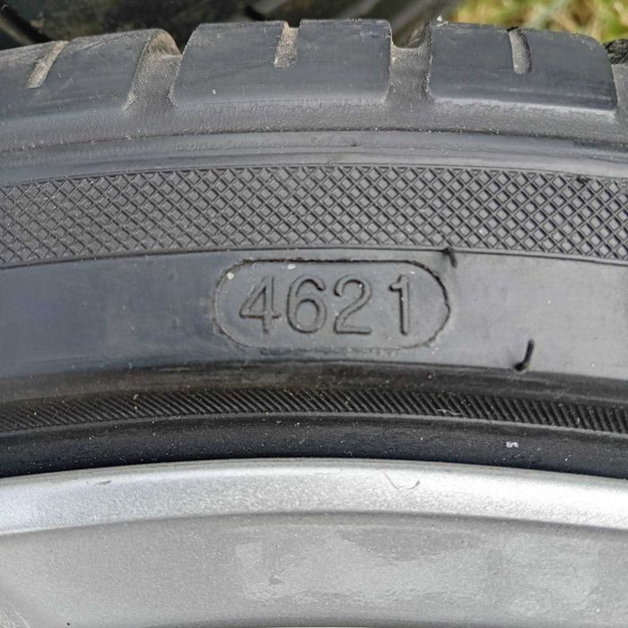 Джанти с гуми за VAG групата в перфектно състояние 5х112 20-ки