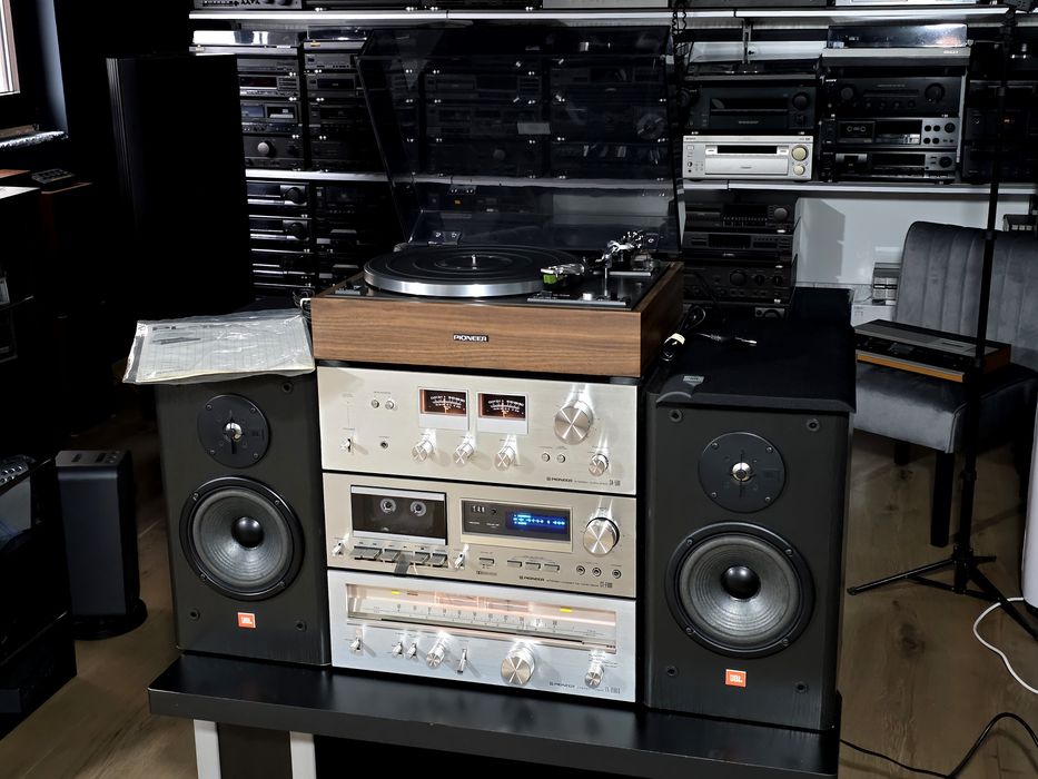 Linie audio PIONEER, amplificator SA-506, deck CT-F600, radio TX-8500 II, pick-up PL-15R
