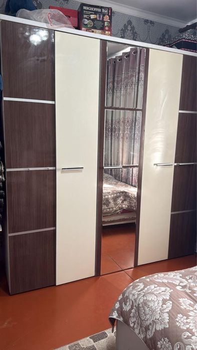 Продоется спальный набор