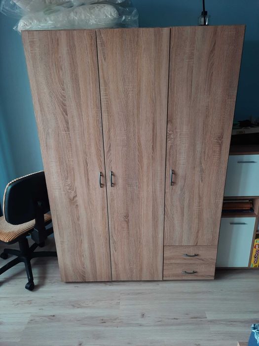 Гардероб и спалня