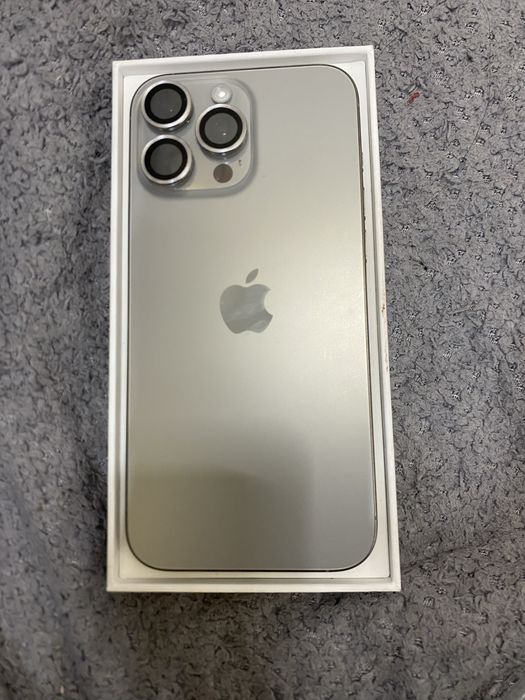 Продам Iphone 16 pro max, 256гб