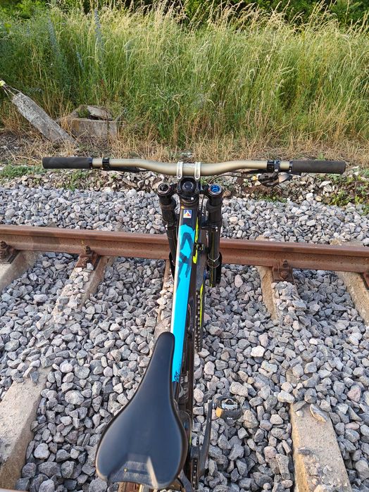 Bergamont Straitline Team 27.5 DH колело, Dorado Pro, Fox Float X2