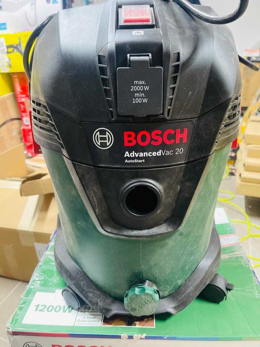 Aspirator pentru apă și praf Bosch AdvancedVac 20