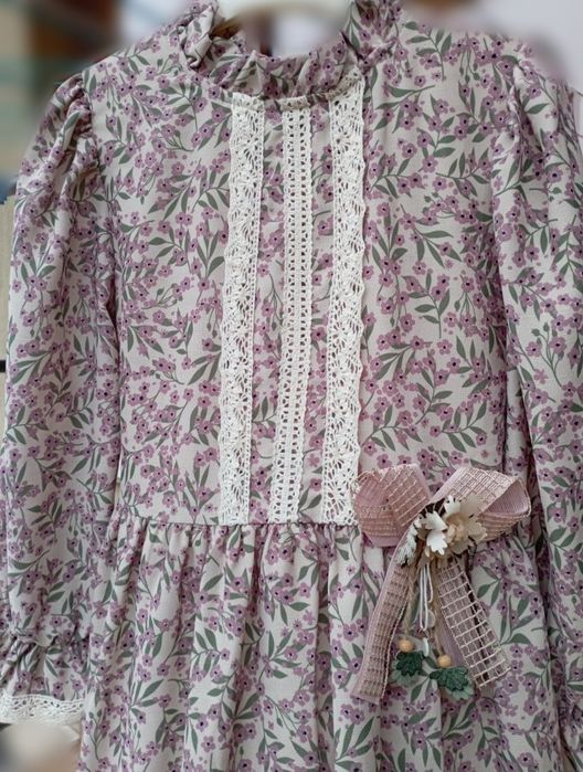 Пролетна рокля за момиче 146 см