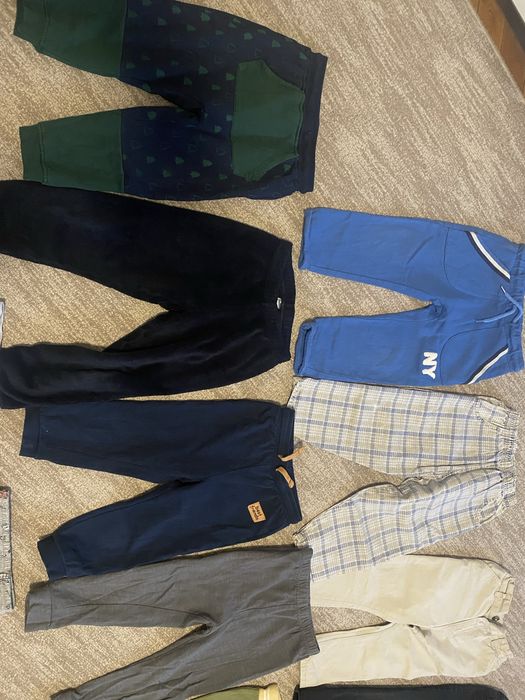Pantaloni baietel marimea 92